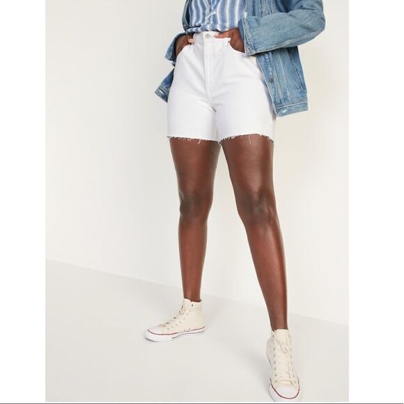 Old Navy High-Waisted Slouchy Straight White Cut-Off Jean Shorts Size 20 - Picture 1 of 12